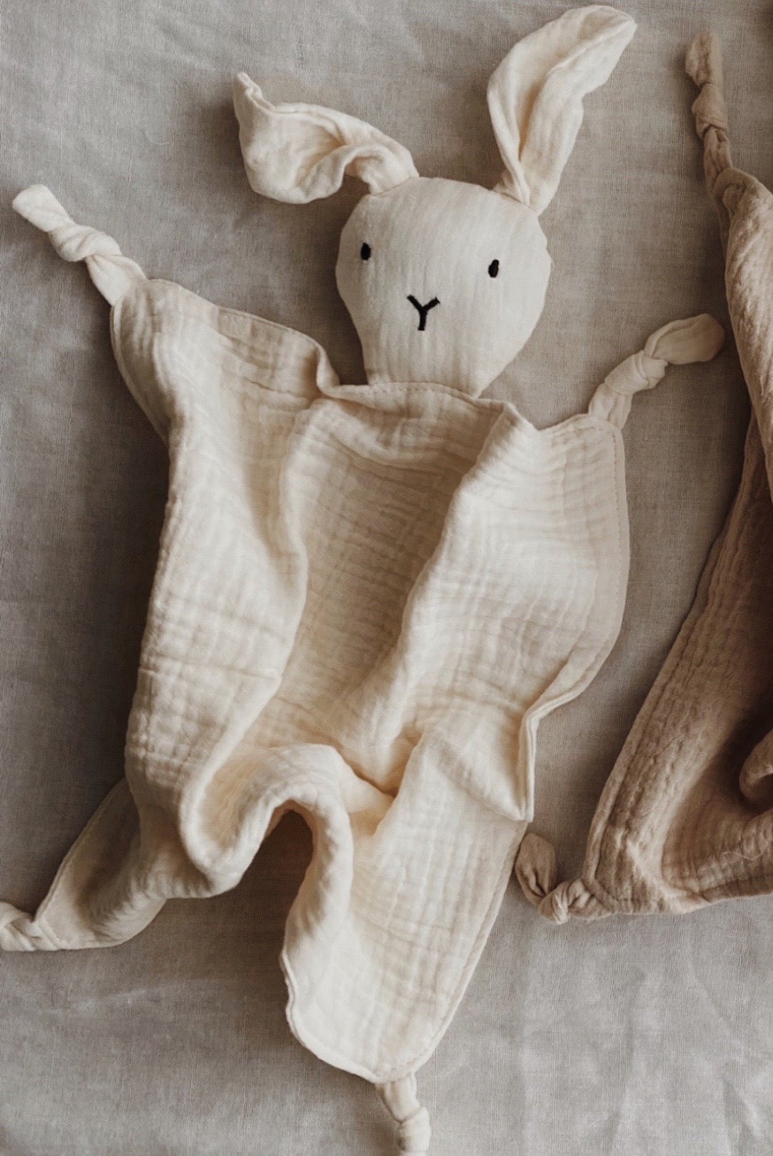 BUNNY MUSLIN BABY COMFORTER COTTON | WHITE